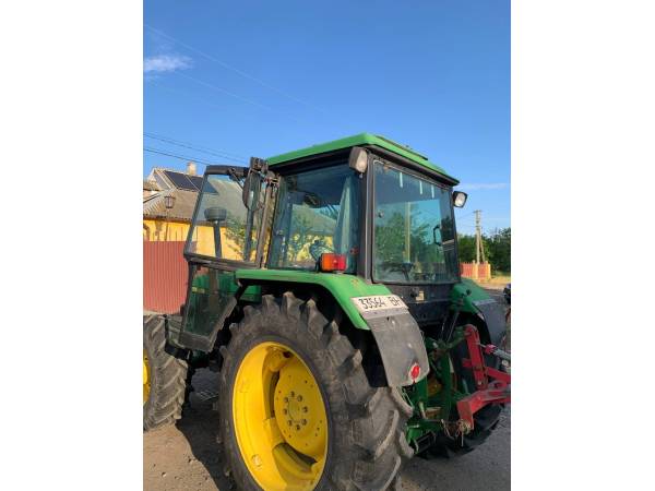 Трактор John Deere 2850 (1991)