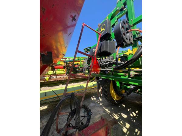 Опрыскиватель John Deere 740 (2008)