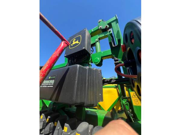 Опрыскиватель John Deere 740 (2008)