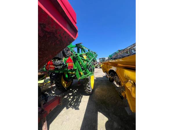 Опрыскиватель John Deere 740 (2008)