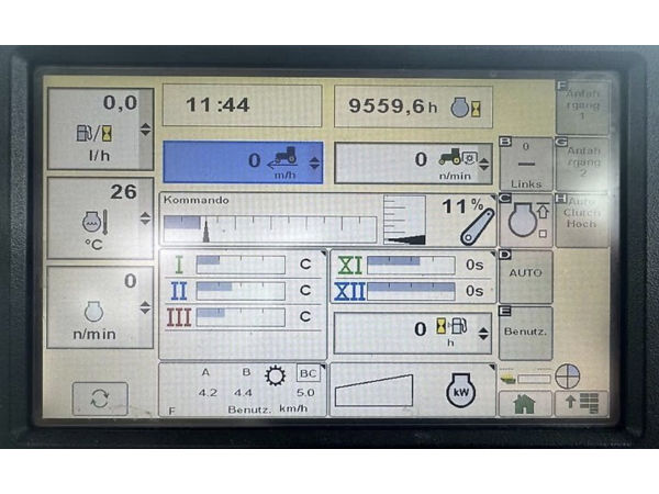 Трактор John Deere 6150R (2015)