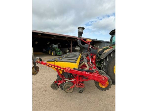 Сеялка Vaderstad Tempo V12 (2022)