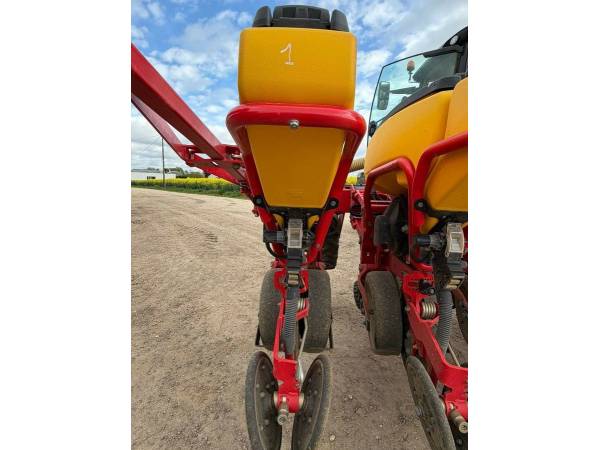 Сеялка Vaderstad Tempo V12 (2022)