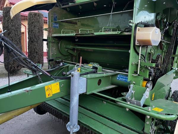 Пресс-подборщик Krone Fortima V 1500 (2011)