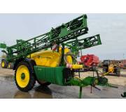 Причіпний обприскувач John Deere M732