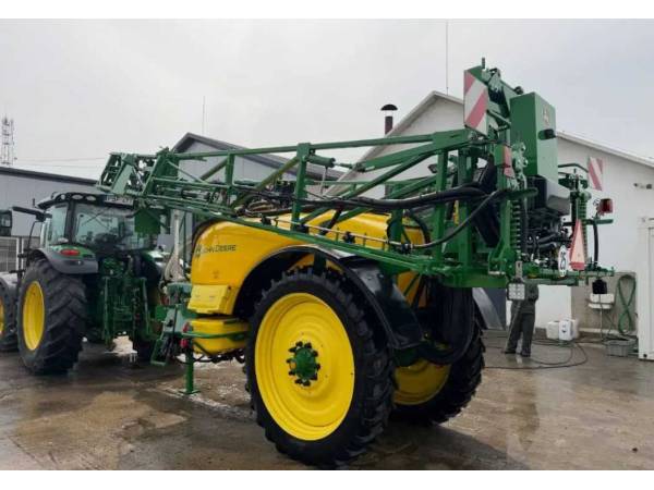 Причіпний обприскувач John Deere M732 (2022)