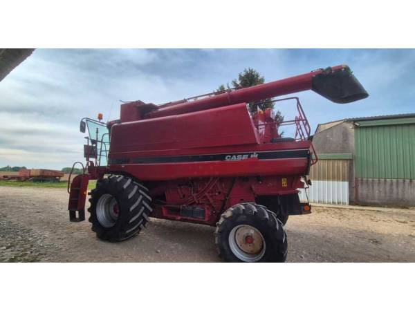 Комбайн Case IH 2388 Exclusive (2004)