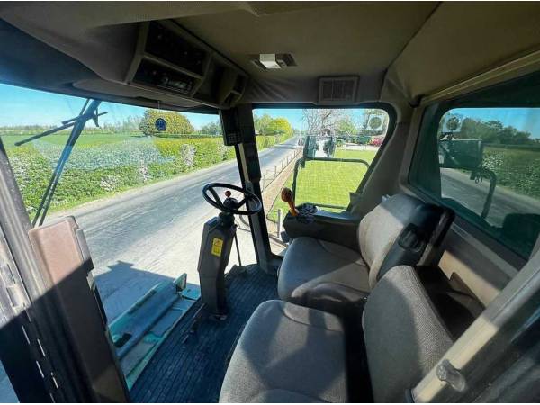 Комбайн John Deere 9780 CTS (2001)
