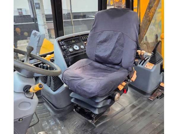Екскаватор-навантажувач JCB 3CX (1999)