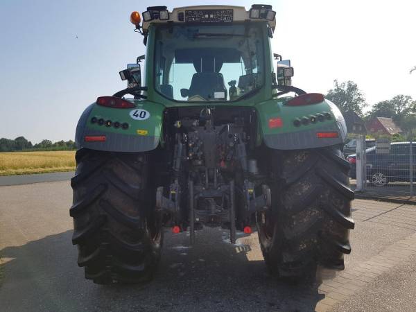 Трактор Fendt 724 Vario (2015)