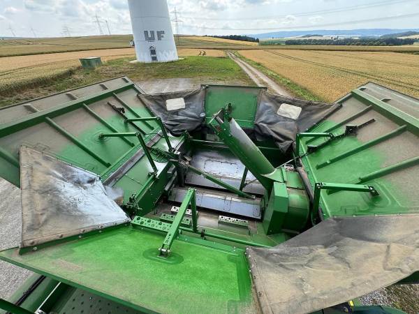 Комбайн John Deere S690i (2015)