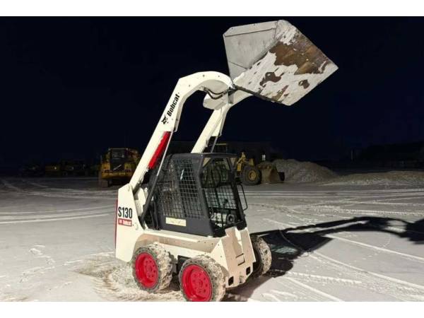 Міні- навантажувач Bobcat S130 (2006)