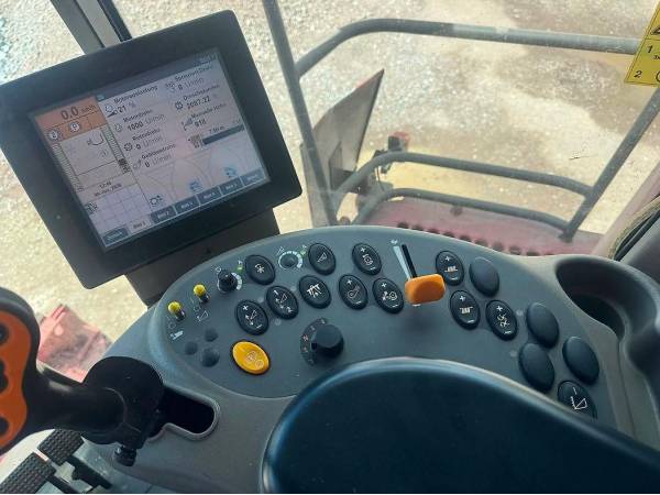 Комбайн Case IH 8120 Axial-Flow (2010)