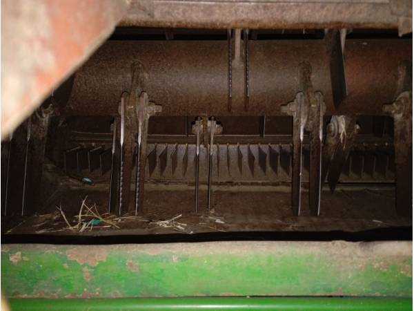 Комбайн John Deere 1075 (1985)