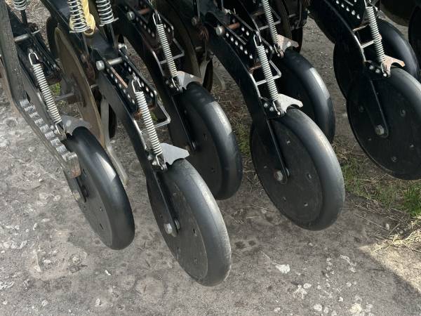 Сівалка ВЕЛЕС-АГРО Ника-6