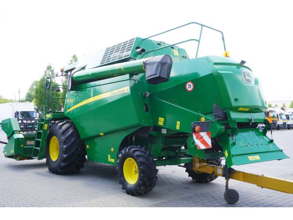 Комбайн John Deere W330 (2018)