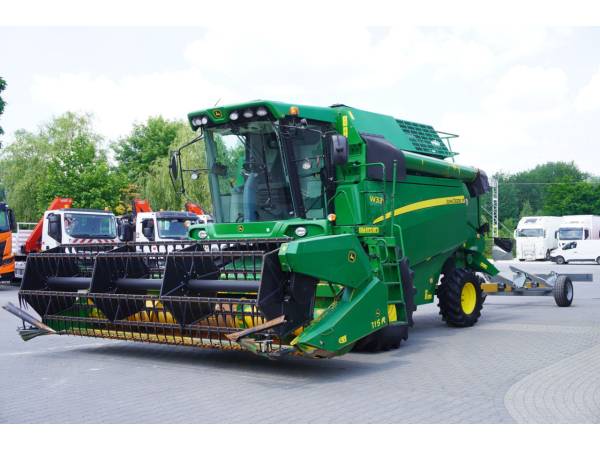 Комбайн John Deere W330 (2018)