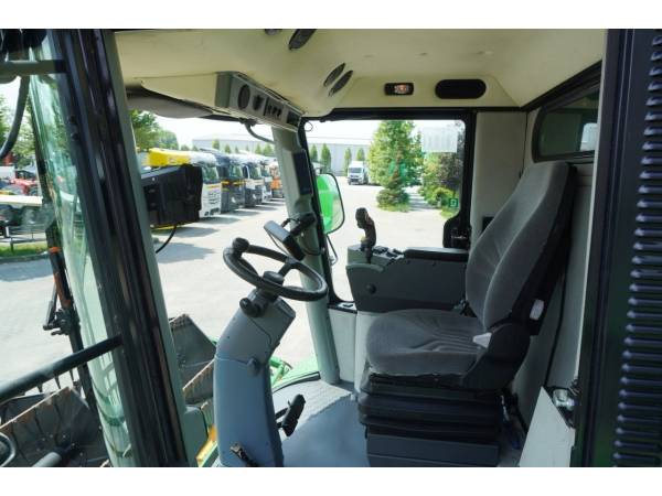 Комбайн John Deere W330 (2018)