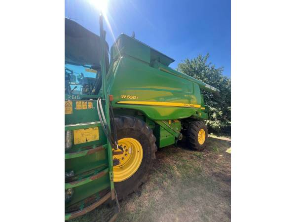 Комбайн John Deere W650i (2012)