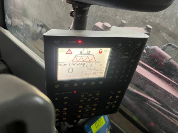 Самоходный опрыскиватель Hardi Alpha 3000 (2007)