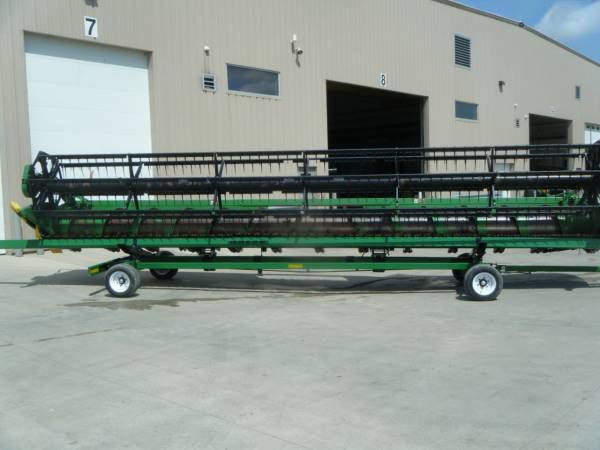 Жниварка зернова John Deere 630F (2012)