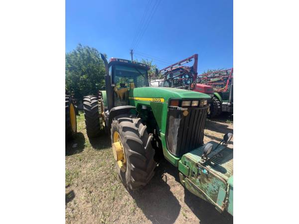 Трактор John Deere 8400 (1998)