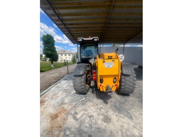 Телескопічний навантажувач JCB 541-70 Agri Super (2015)