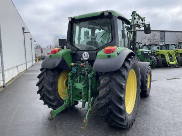 Трактор John Deere 6330 (2010)