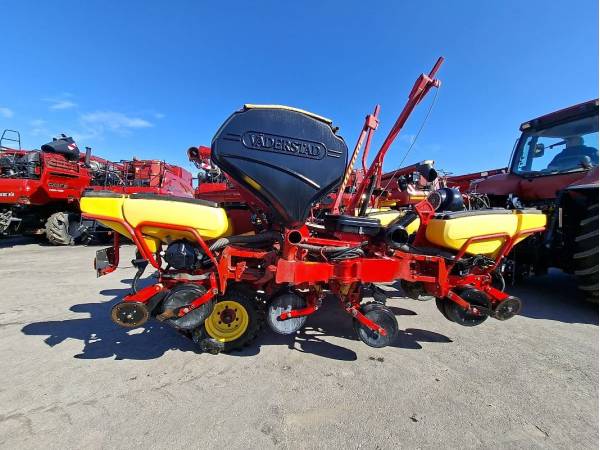 Сівалка Vaderstad Tempo F8 (2013)