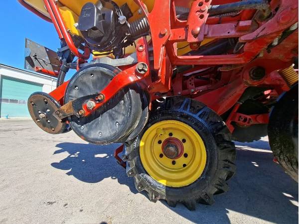 Сівалка Vaderstad Tempo F8 (2013)