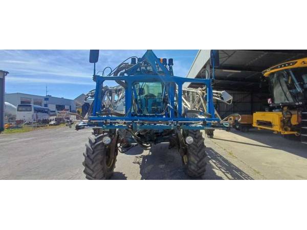 Самохідний обприскувач Matrot M24D (2001)