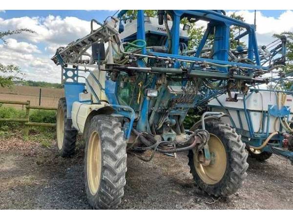 Самохідний обприскувач Matrot M24D (2002)