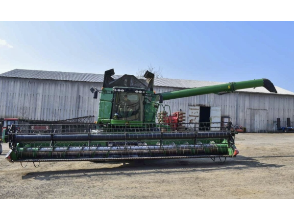 Комбайн John Deere S690i (2011)
