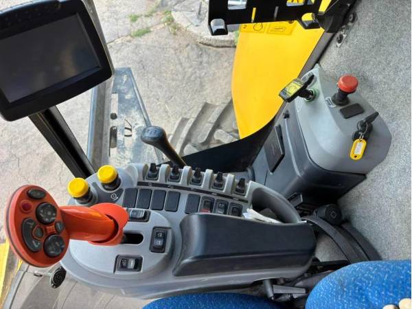 Комбайн New Holland CX6090 (2014)