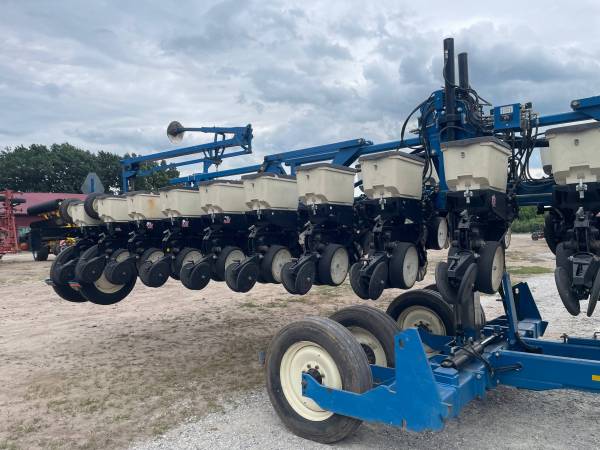 Сівалка точного висіву Kinze 3600 (2013)