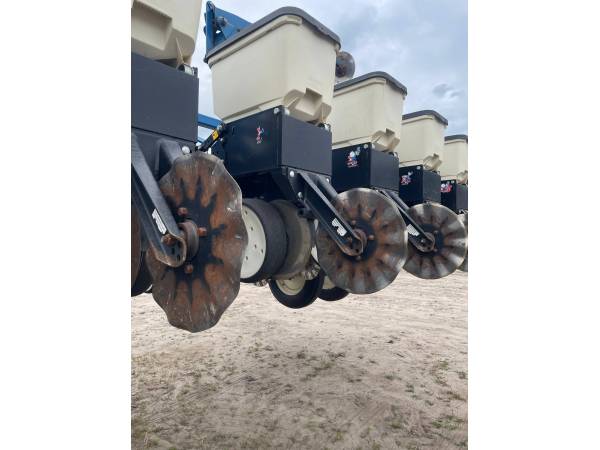 Сівалка точного висіву Kinze 3600 (2013)