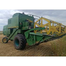 Комбайн John Deere 952 (1983)