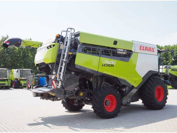 Комбайн Claas Lexion 7500 (2024)