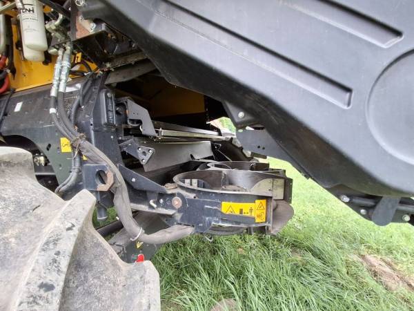 Комбайн New Holland CR8.90 (2021)