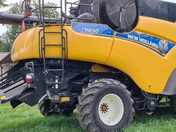 Комбайн New Holland CR8.90 (2021)