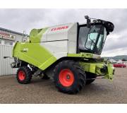 Комбайн Claas Tucano 320