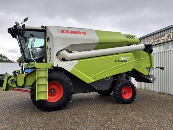 Комбайн Claas Tucano 320 (2015)