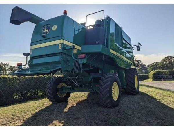Комбайн John Deere W540 (2011)