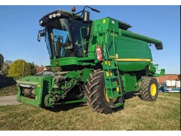 Комбайн John Deere W540 (2011)