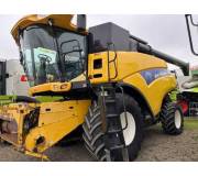 Комбайн New Holland CR 9060
