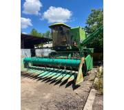 Комбайн John Deere 1075 