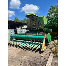 Комбайн John Deere 1075 