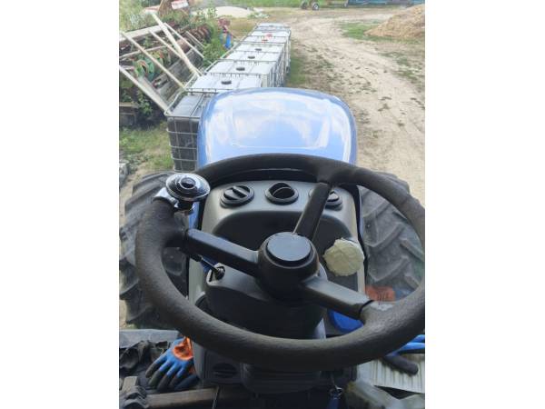 Трактор New Holland T8040 (2007)