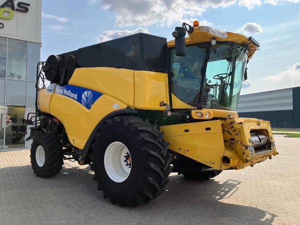 Комбайн New Holland CR9090 (2009)