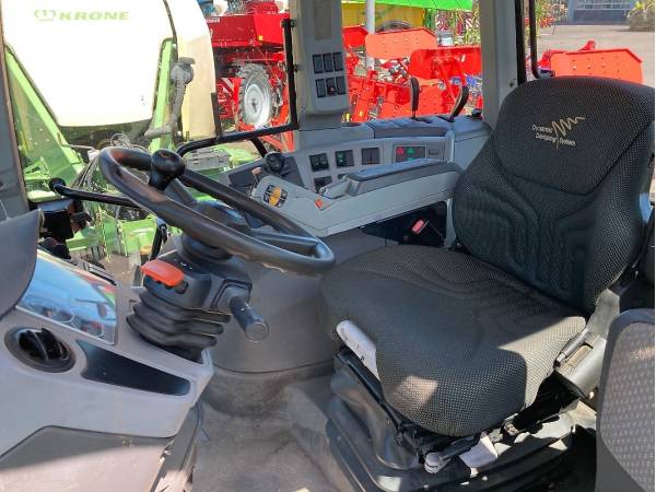 Трактор Claas Arion 640 (2011)